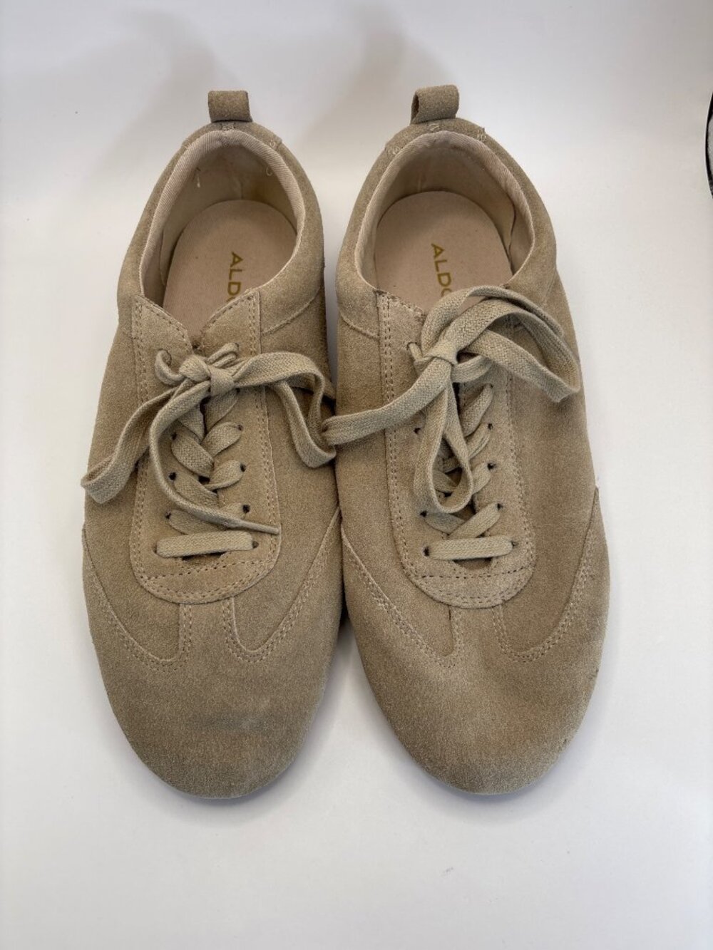 ALDO Swiftlyy Light Brown Suede Low Top Lace Up Sneaker Shoe Size 9
